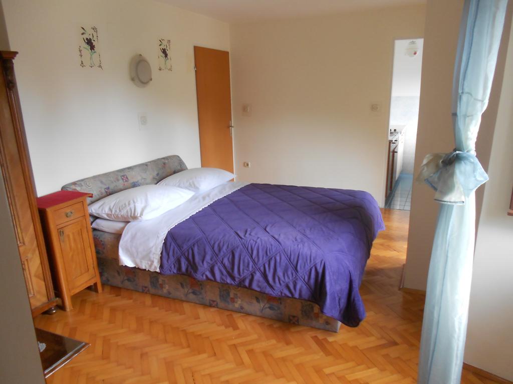 Guesthouse Kuca Na Sterne Lovran Rum bild