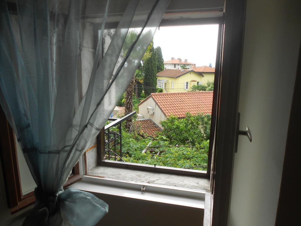 Guesthouse Kuca Na Sterne Lovran Rum bild