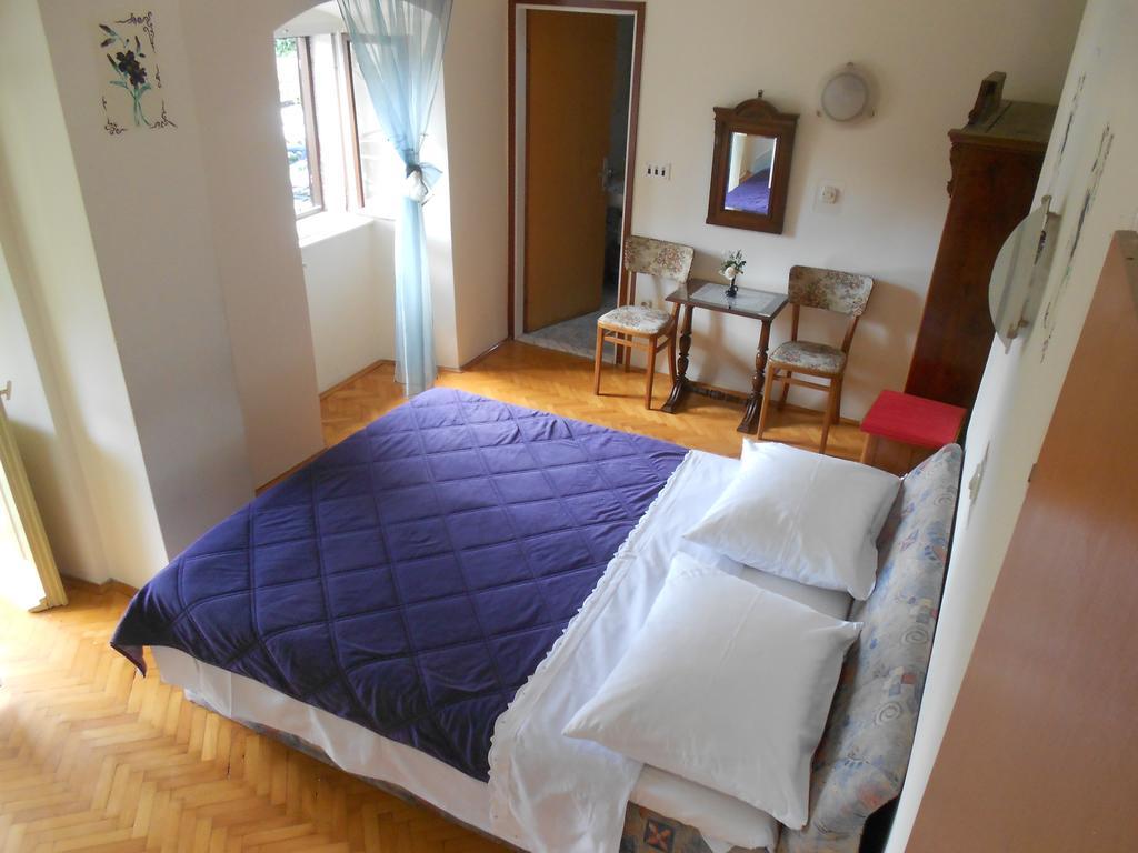 Guesthouse Kuca Na Sterne Lovran Rum bild