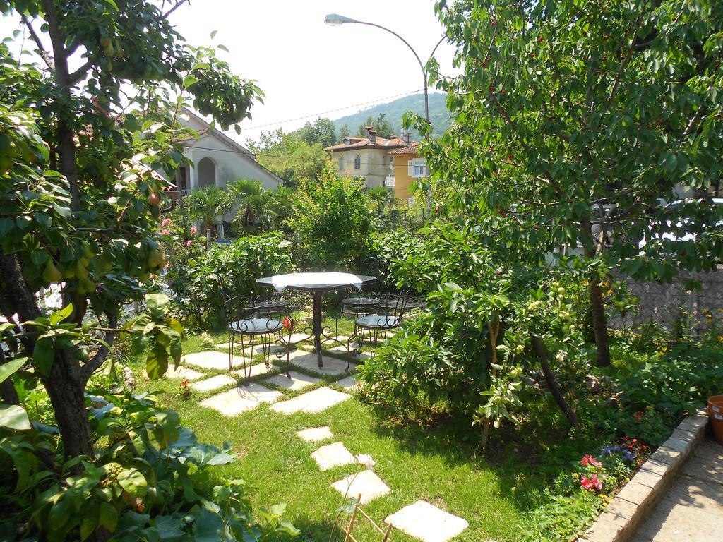 Guesthouse Kuca Na Sterne Lovran Exteriör bild
